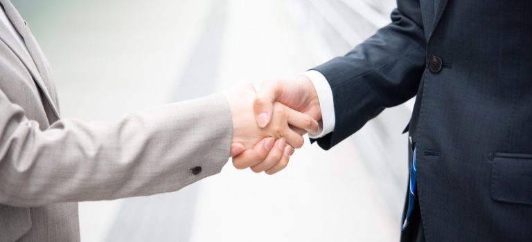 証拠性と即時性で支えるfaxが生き残るビジネス現場の理由と今後